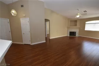 Photo #5: 2060851 Listing 