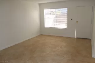 Photo #4: 2060867 Listing 