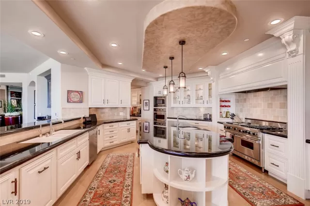 MLS: 2060882 Condo For Sale