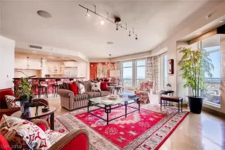 Photo #3: 2060882 Listing
