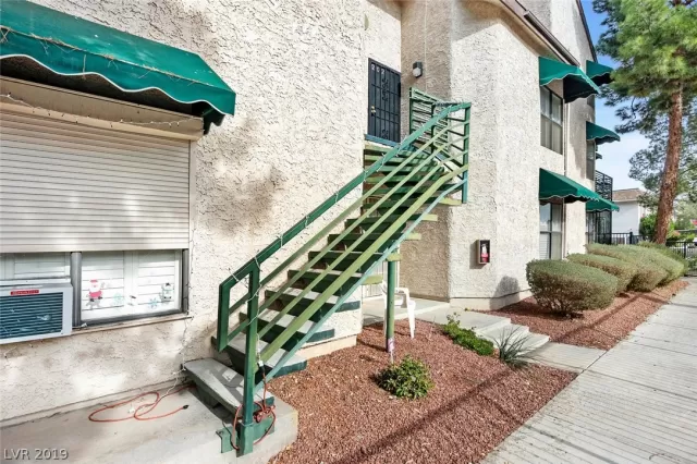 MLS: 2060939 Condo For Sale