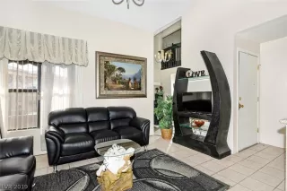 Photo #1: 2060939 Listing