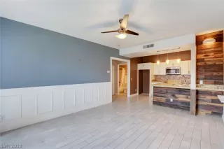 Photo #3: 2060960 Listing