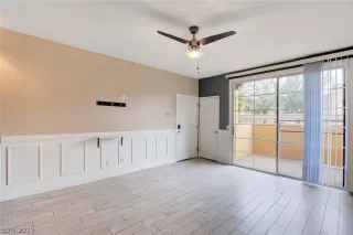 Photo #5: 2060960 Listing