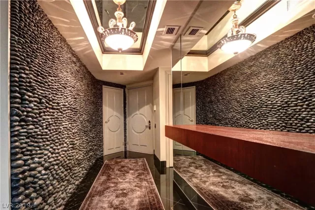 MLS: 2060970 Condo For Sale
