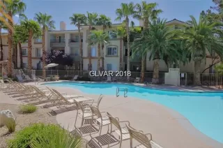 Photo #1: 2061067 Listing 