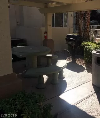 Photo #4: 2061067 Listing 