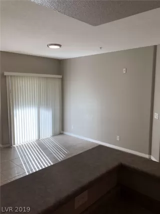 Photo #3: 2061084 Listing 