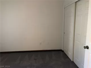 Photo #5: 2061102 Listing