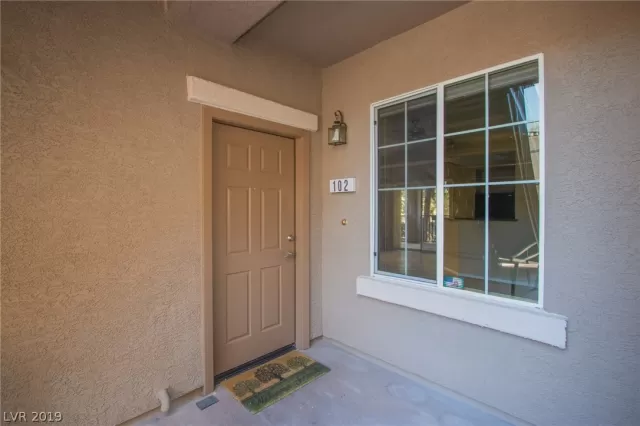 MLS: 2061184 Condo For Sale