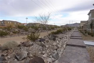 Photo #4: 2061254 Listing 