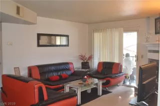 Photo #3: 2061297 Listing