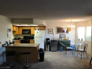 Photo #3: 2061331 Listing 