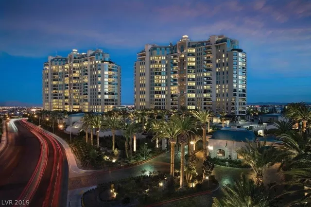 MLS: 2061367 Condo For Sale