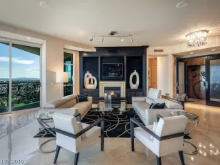 Photo #5: 2061367 Listing