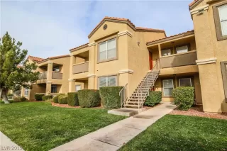 Photo #2: 2061404 Listing