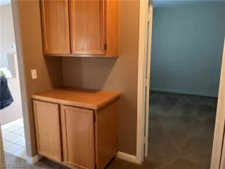 Photo #4: 2061444 Listing