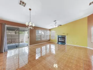 Photo #4: 2061453 Listing 