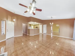 Photo #6: 2061453 Listing 