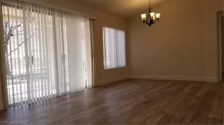 Photo #5: 2061482 Listing