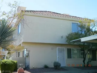 Photo #1: 2061504 Listing 