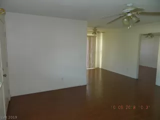 Photo #6: 2061504 Listing 