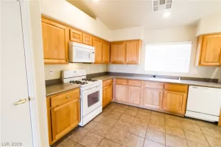 Photo #4: 2061511 Listing 