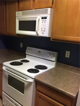 Photo #2: 2061524 Listing 