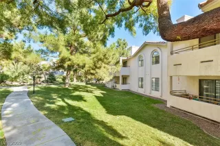 Photo #2: 2061582 Listing 