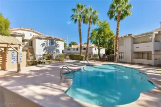 Photo #3: 2061582 Listing 