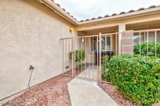 Photo #2: 2061586 Listing