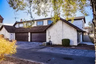 Photo #1: 2061651 Listing 