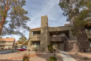 Photo #5: 2061672 Listing 