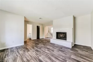 Photo #1: 2061700 Listing 