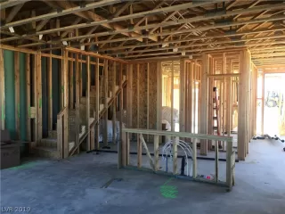 Photo #1: 2061728 Listing