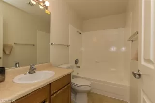 Photo #6: 2061795 Listing 