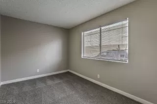 Photo #3: 2061825 Listing