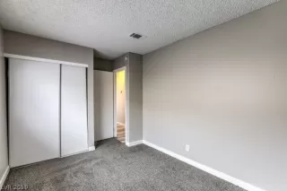 Photo #4: 2061825 Listing