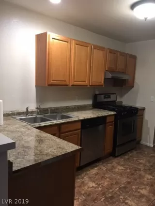 Photo #6: 2061842 Listing