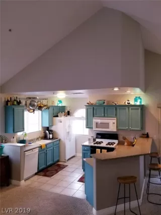 Photo #3: 2061888 Listing