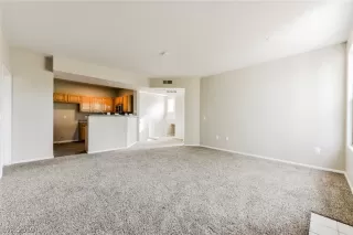 Photo #2: 2061943 Listing