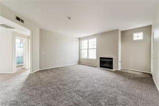 Photo #4: 2061943 Listing