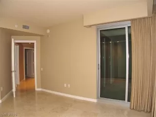 Photo #5: 2062006 Listing 