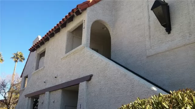 MLS: 2062031 Condo For Sale