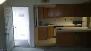 Photo #3: 2062031 Listing