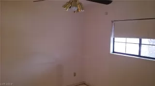 Photo #5: 2062031 Listing