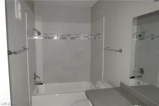 Photo #1: 2062037 Listing