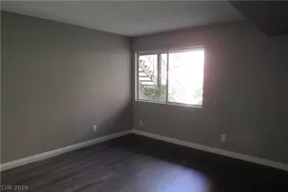 Photo #2: 2062037 Listing