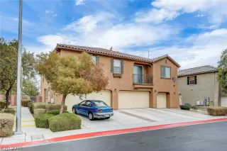 Photo #1: 2062134 Listing