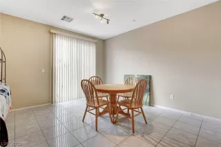 Photo #5: 2062134 Listing